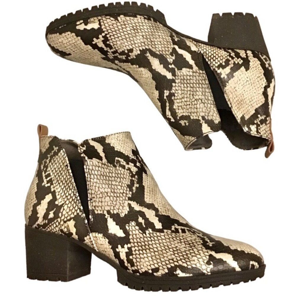 Dr. Scholl’s 8 London Ankle Boots Women’s Snakeskin Python Print Lug Chunky Heel
